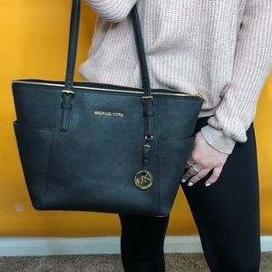 Michael Kors Jet Set top-zip tote